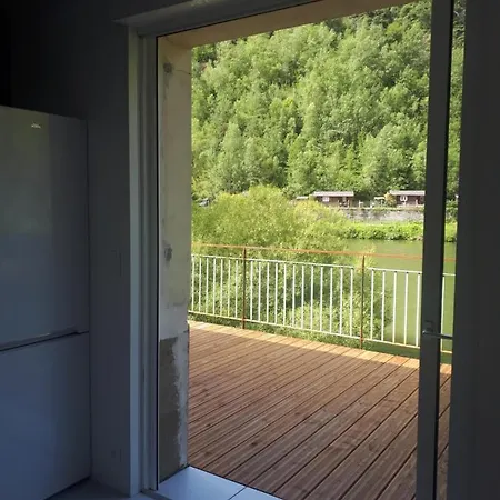 Gite En Bord De Meuse Montherme Exterior photo