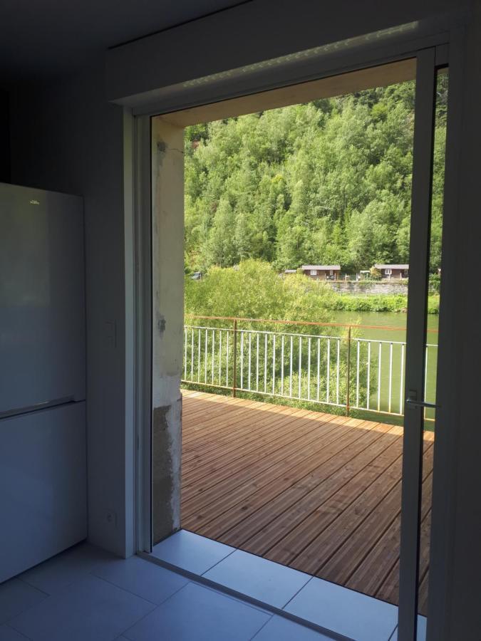 En Bord De Meuse Holiday home *